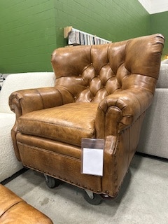 クリントン大統領執務室オットマンHANCOOK&MOORE,INC. Hancock and Moore 4691 * Chair + Ottoman *Customizable Lifetime